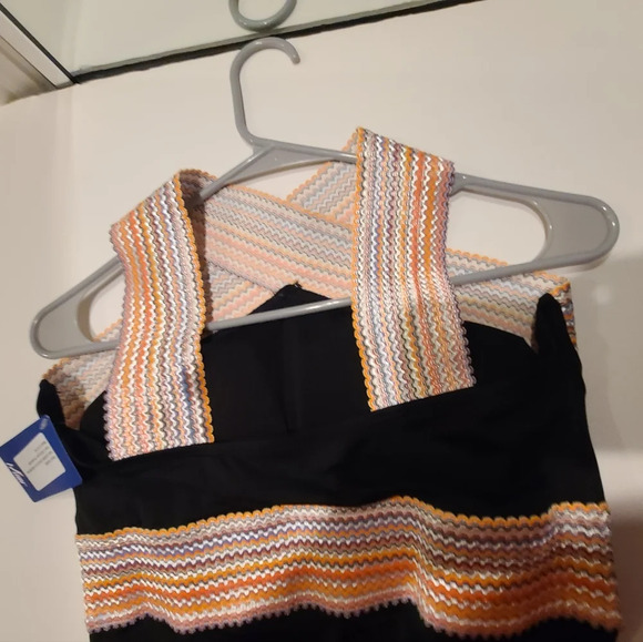 NWT Hilor women's one piece swimwear halter sz.M (8-10) - Picture 4 of 9